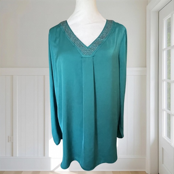 APT. 9 Women's Teal Lucky Shot Embellished V-Neck Satin Blouse Top Size Medium - Picture 2 of 15